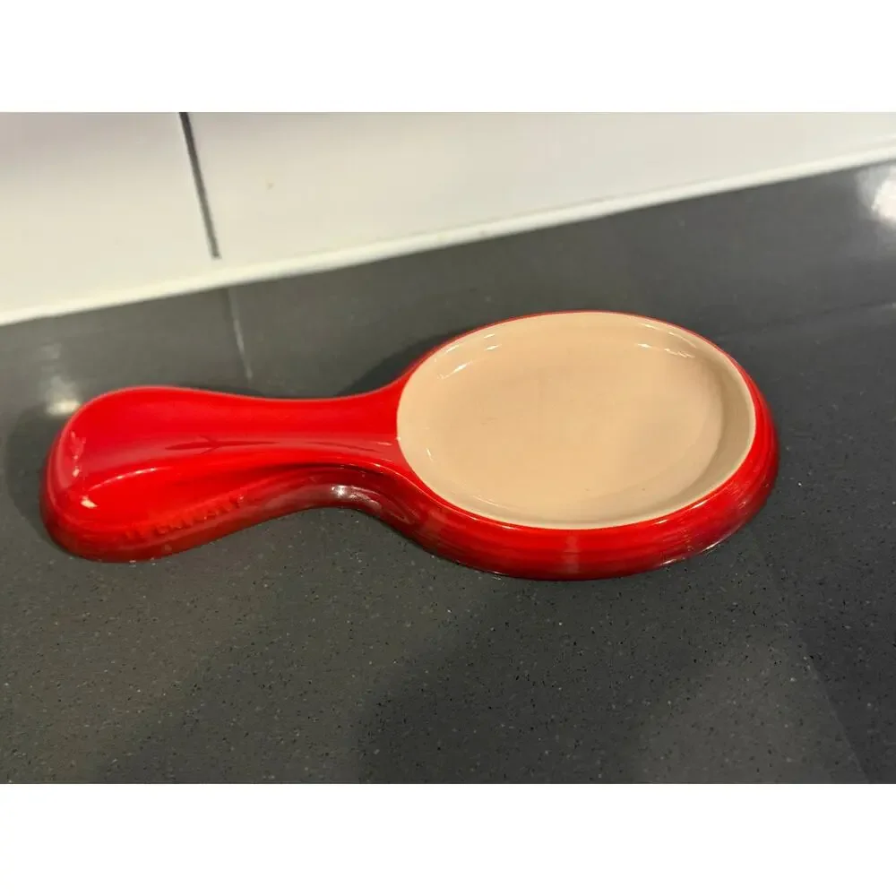 Le Creuset Spoon Rest Red Ombré Cerise Kitchen Utensils Colorful Classic - Picture 5 of 9